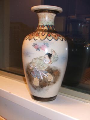 back of the vase