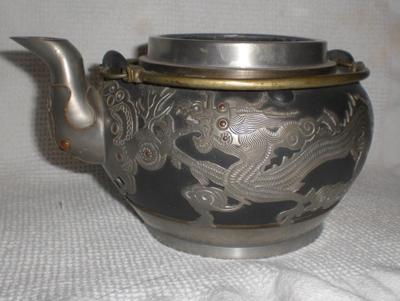 One of a kind chinese tea pot