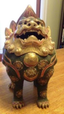 foo dog- incense container?