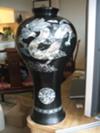 front vase nothing on the back